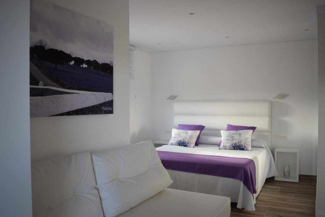 Hotel Restaurante Racha Endrinal Екстер'єр фото